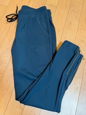 Zyia Active Teal Blue Peak Jogger Pants